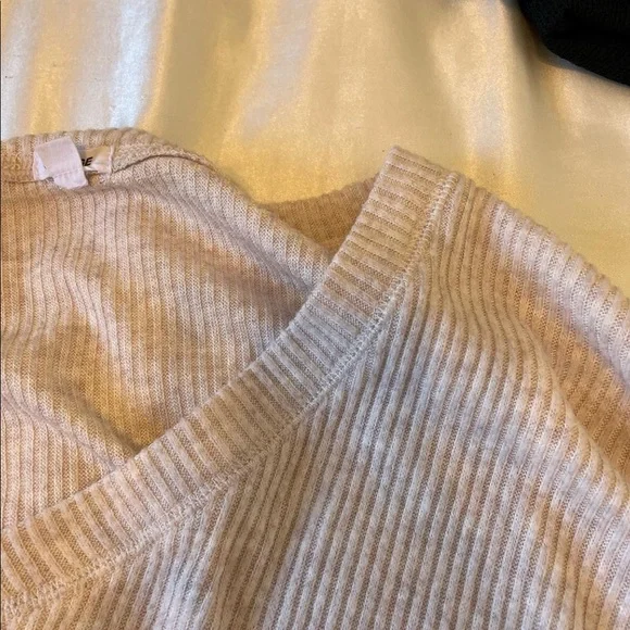 knit top - Picture 1 of 2